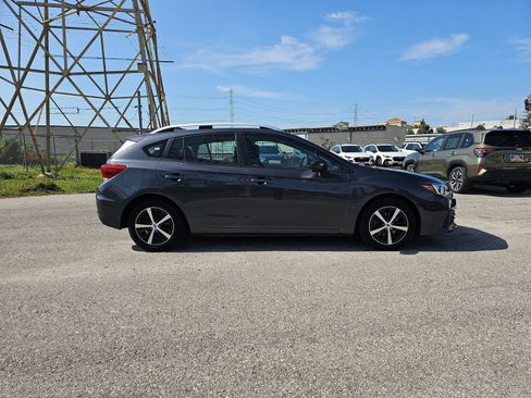 Used 2023 Subaru Impreza Premium image 8