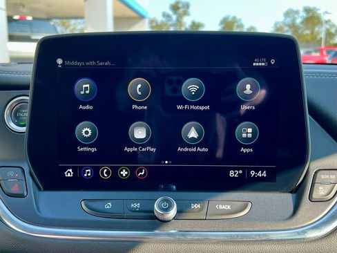 Used 2025 Chevrolet Blazer LT image 30