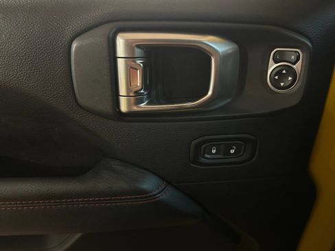 Certified 2018 Jeep Wrangler Rubicon AWD/4WD image 10