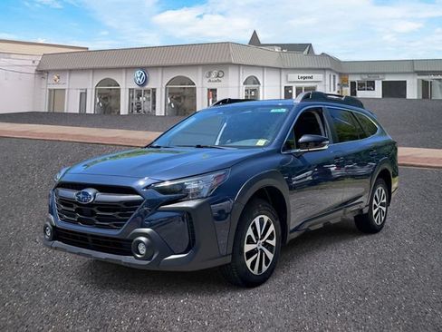 Used 2024 Subaru Outback Premium AWD/4WD image 1