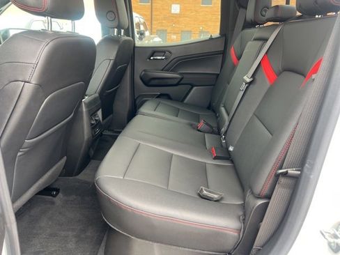 Used 2023 Chevrolet Colorado Z71 w/ Z71 Convenience Package 2 image 21