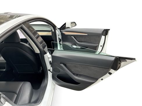 Certified 2023 Tesla Model 3 Standard Range RWD image 12