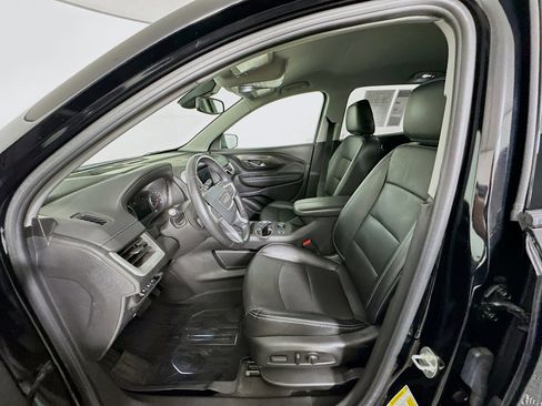Used 2022 GMC Terrain SLT w/ Tech Package image 13