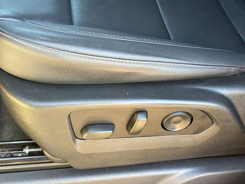 Used 2025 Chevrolet Silverado 2500 LTZ w/ LTZ Plus Package image 21