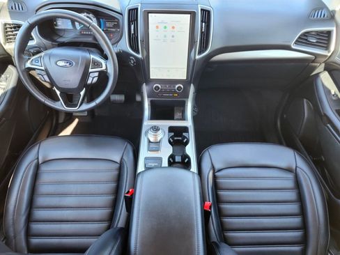 Certified 2024 Ford Edge SEL w/ Convenience Package AWD/4WD image 12