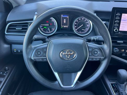 Used 2022 Toyota Camry LE FWD image 17