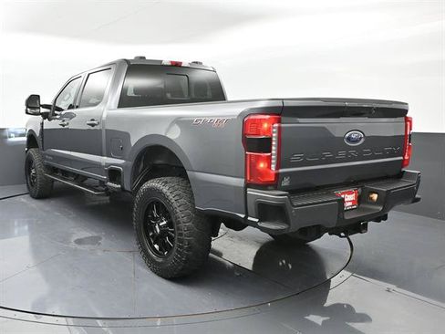 Used 2024 Ford F250 Lariat w/ Sport Appearance Package AWD/4WD image 4