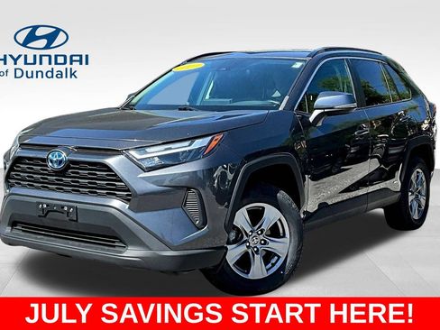 Used 2023 Toyota RAV4 XLE AWD/4WD image 1