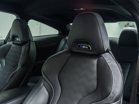 Used 2021 BMW M4 Coupe w/ Executive Package image 26