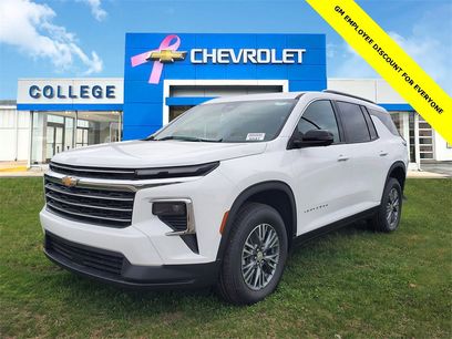 New 2025 Chevrolet Traverse LT w/ Driver Confidence Package