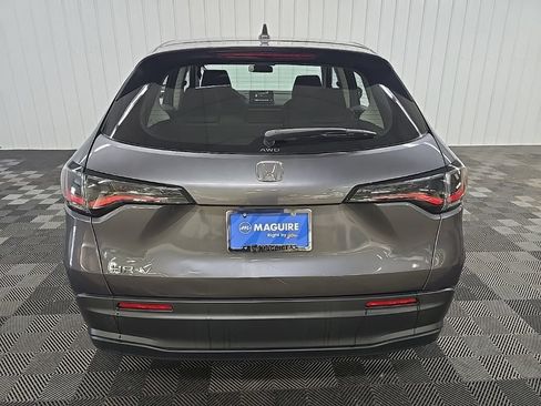 Used 2023 Honda HR-V LX image 11