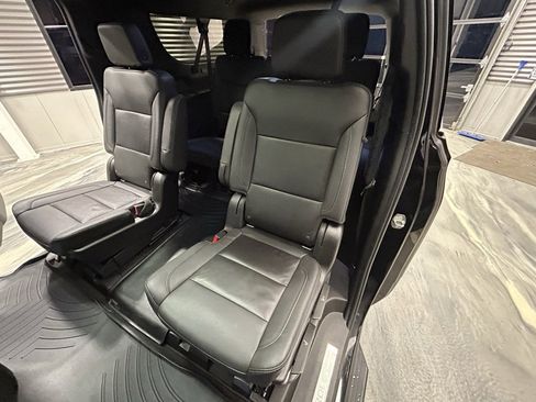 Used 2021 Chevrolet Suburban LT w/ Rear Media and Nav Package image 9