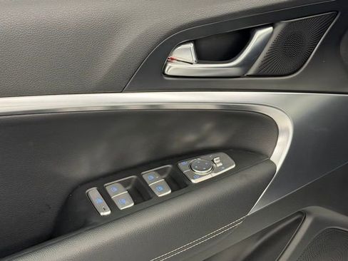 New 2026 Genesis G70 2.5T image 12