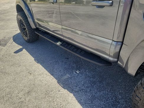 Used 2025 Ford F150 Raptor AWD/4WD image 10