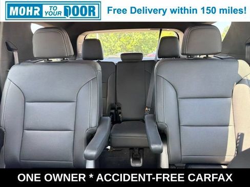 Used 2025 Chevrolet Traverse LT w/ Midnight/Sport Edition FWD image 36