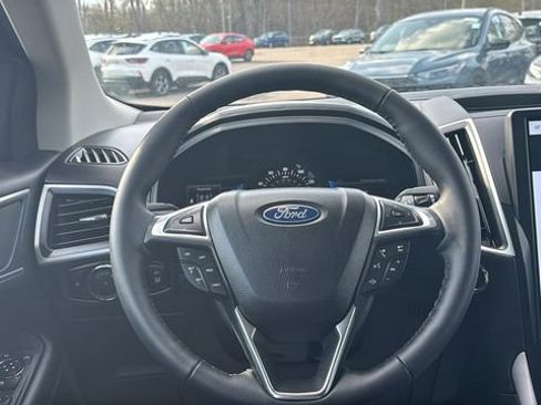 Certified 2024 Ford Edge SEL w/ Convenience Package image 14