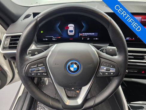 Used 2023 BMW i4 eDrive35 w/ Premium Package RWD image 19