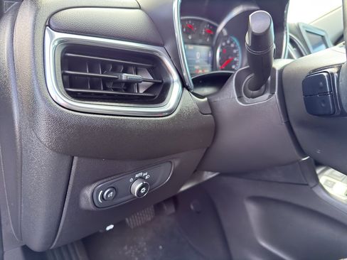 Used 2024 Chevrolet Equinox LT image 14