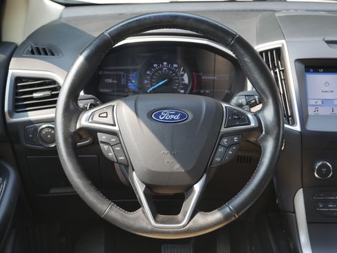 Used 2019 Ford Edge SEL w/ Equipment Group 201A AWD/4WD image 6