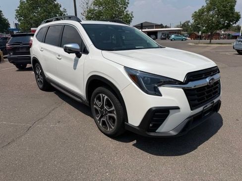 Used 2023 Subaru Ascent Limited w/ Technology Package AWD/4WD image 7