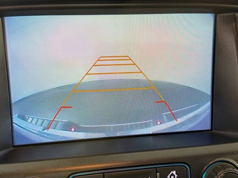 Used 2017 GMC Canyon SLE image 19