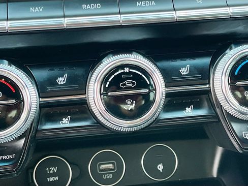 Used 2023 Genesis G70 3.3T w/ Sport Advanced Package AWD/4WD image 21