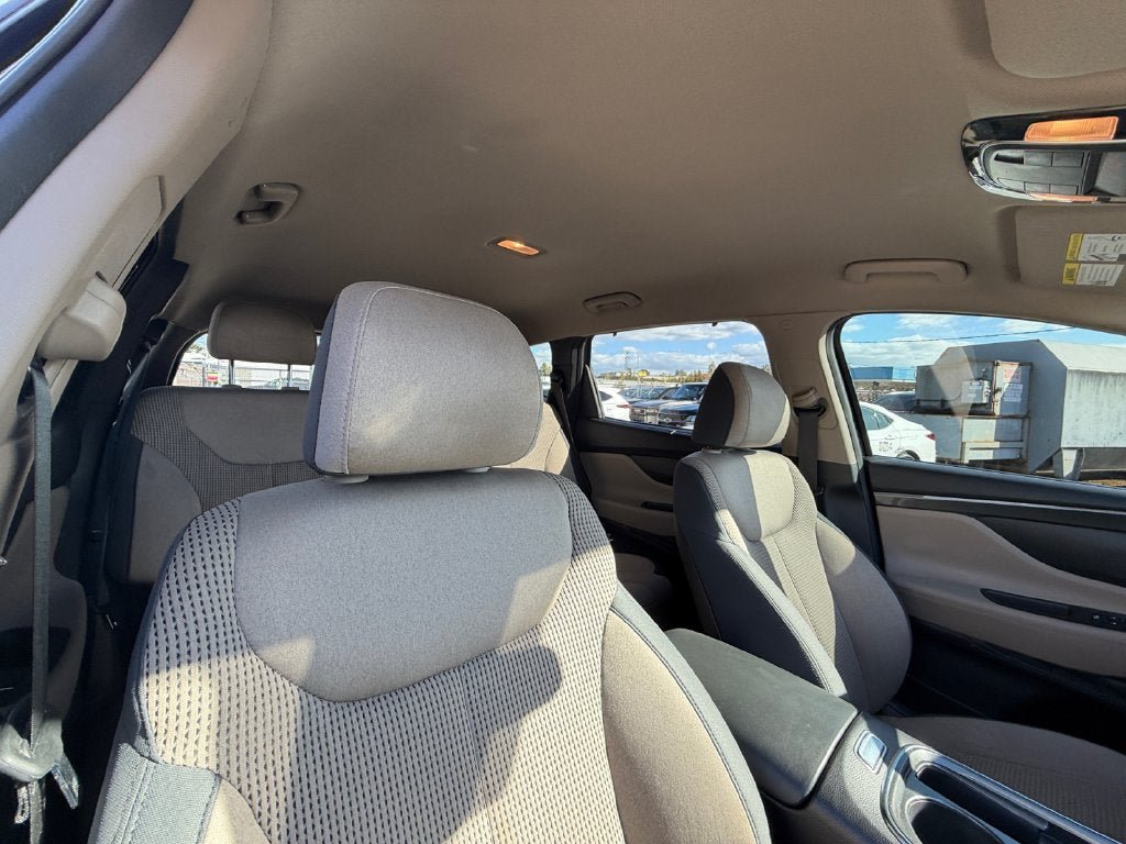 Used 2021 Hyundai Santa Fe SEL w/ Convenience Package FWD image 27