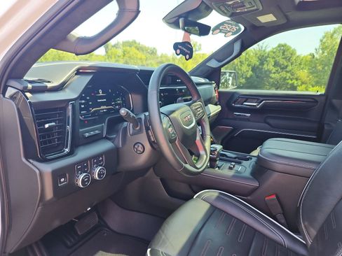 Certified 2025 GMC Sierra 1500 AT4X AWD/4WD image 19