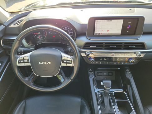 Used 2022 Kia Telluride S FWD image 18