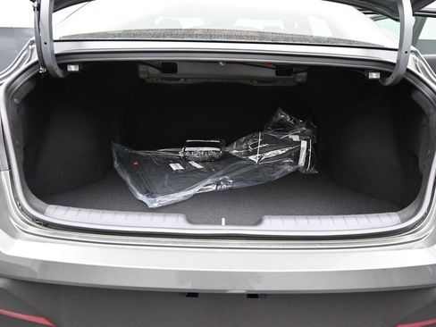 New 2026 Hyundai Elantra Sport FWD image 15