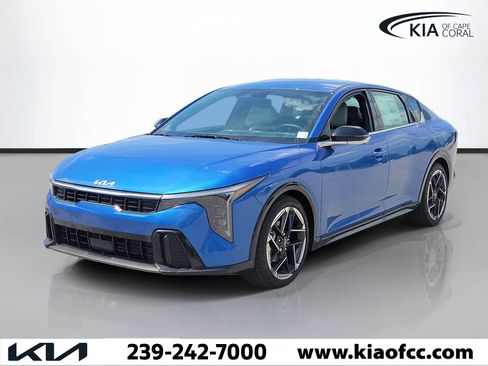 New 2026 Kia K4 GT-Line Turbo FWD image 3