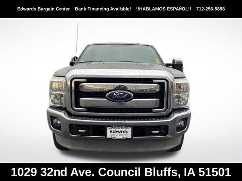 Used 2011 Ford F250 Lariat w/ Lariat Interior Pkg image 2