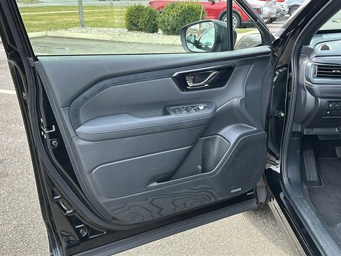 Certified 2025 Subaru Forester Limited AWD/4WD image 8