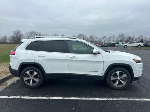 Used 2021 Jeep Cherokee Limited w/ Elite Package image 11