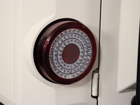 New 2025 INEOS Grenadier Fieldmaster Edition image 18