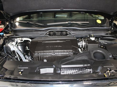 Used 2023 Honda Pilot Touring image 15