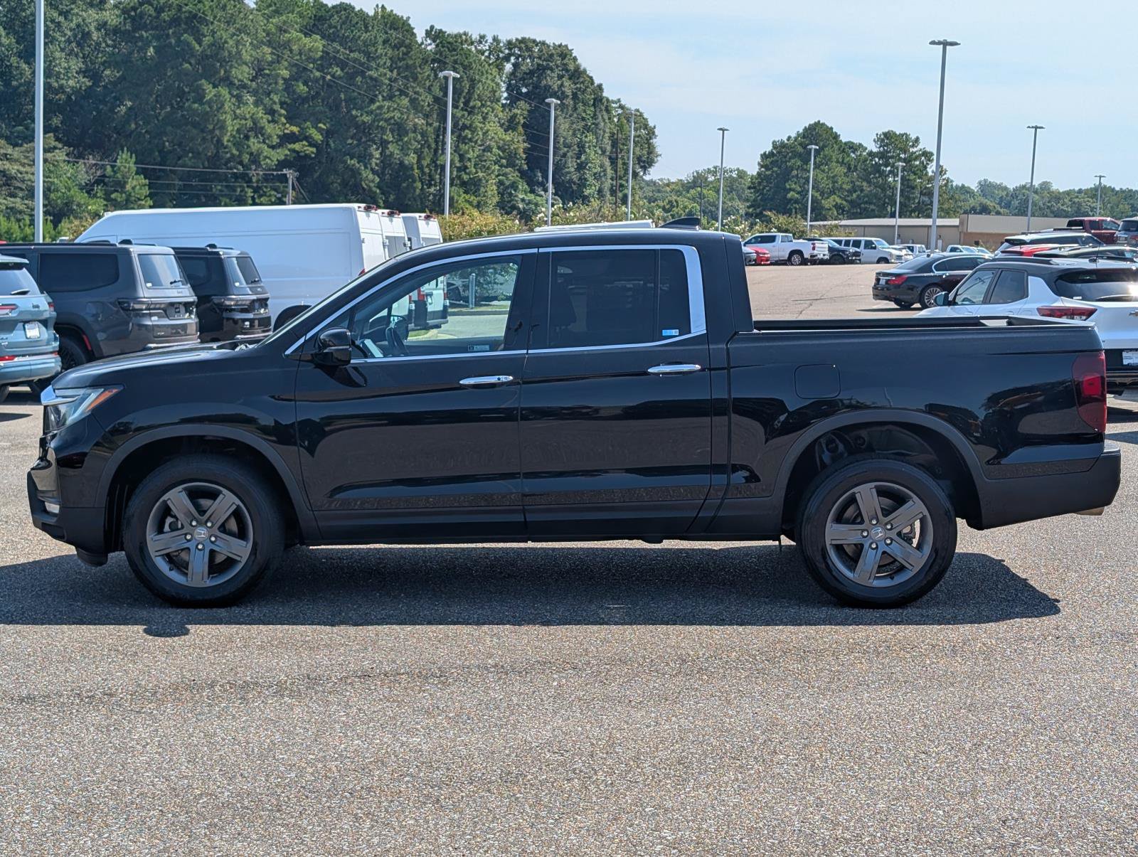 Used 2022 Honda Ridgeline RTL-E image 2