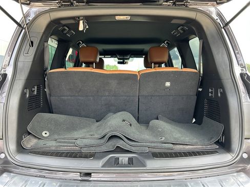 Used 2024 INFINITI QX80 Sensory image 31