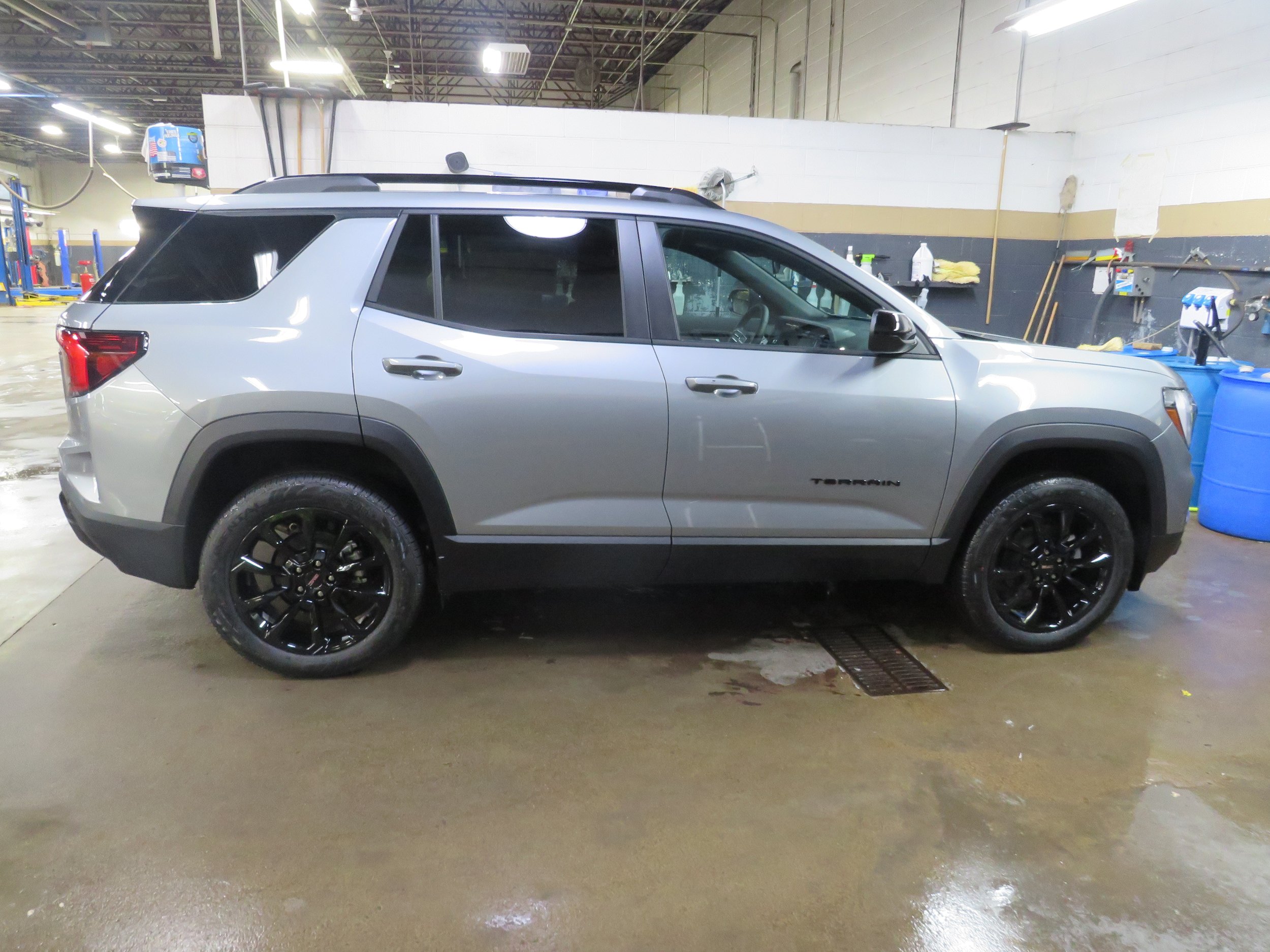 New 2026 GMC Terrain Elevation w/ Black Edition AWD/4WD image 7