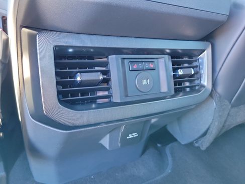 New 2026 Ford F250 Platinum AWD/4WD image 18