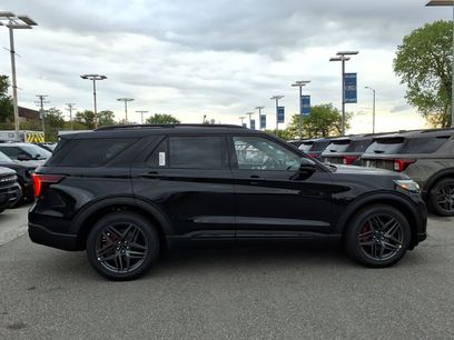 New 2026 Ford Explorer ST w/ Sun And Sound Package