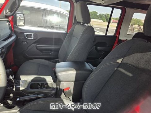 Used 2024 Jeep Wrangler Unlimited Sport AWD/4WD image 5