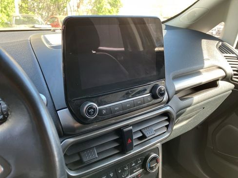 Used 2018 Ford EcoSport SE w/ SE Cold Weather Package image 14