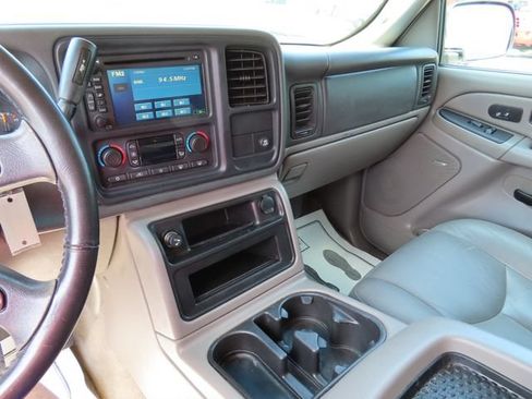 Used 2006 Chevrolet Tahoe LT w/ LT Preferred Equipment Group AWD/4WD image 23
