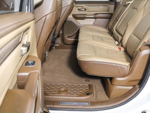 Used 2019 RAM 1500 Limited image 35