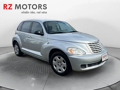 Used 2009 Chrysler PT Cruiser image 7