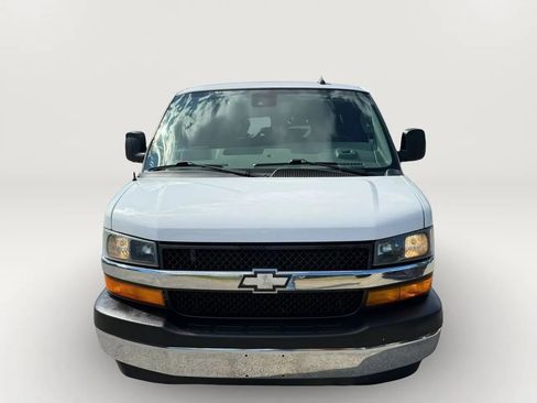 Used 2020 Chevrolet Express 3500 LT w/ LT Preferred Equipment Group RWD image 8