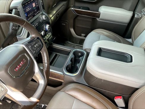 Used 2020 GMC Sierra 1500 Elevation w/ Elevation Value Package RWD image 17