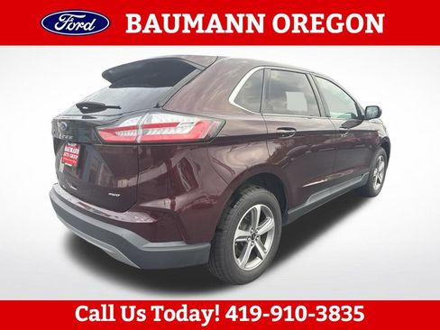 Used 2024 Ford Edge SEL w/ Convenience Package AWD/4WD image 3