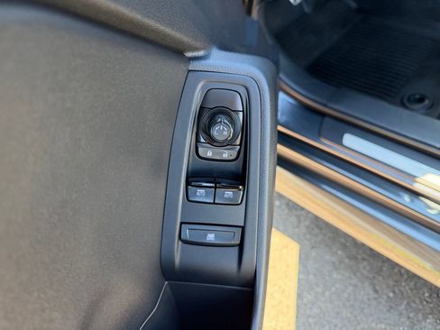 Used 2024 Toyota GR86 Premium RWD image 12
